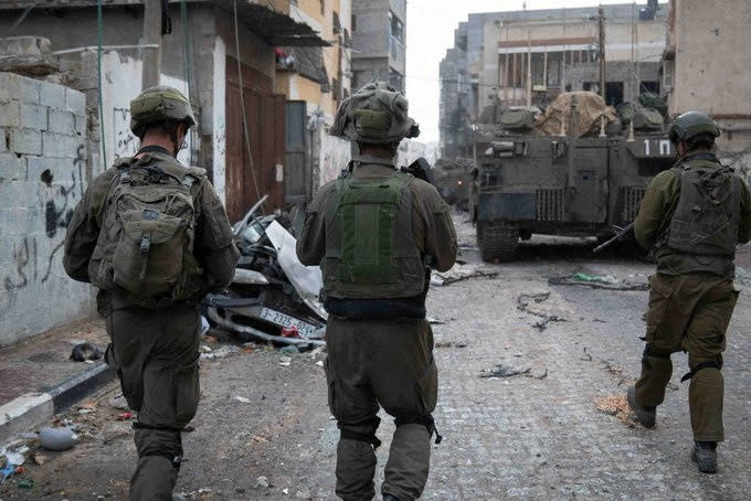 Militares israelíes operan en la Franja de Gaza durante una tregua temporal entre Israel y el grupo islamista palestino Hamás