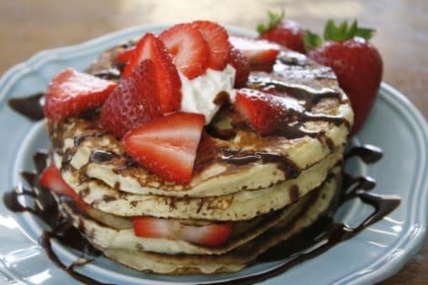 buttermilk strawberry pancakes