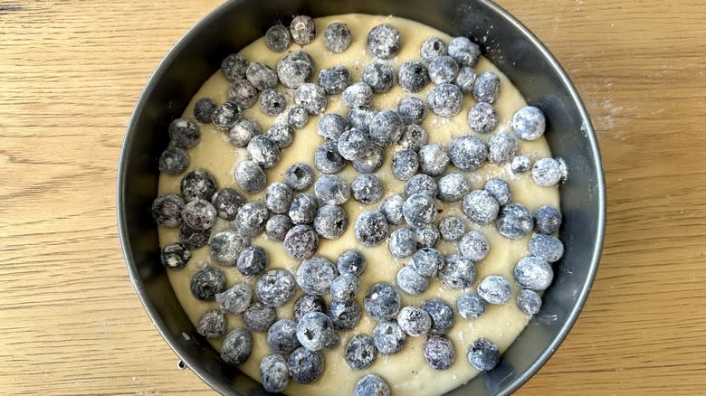 blueberries dusted in flour