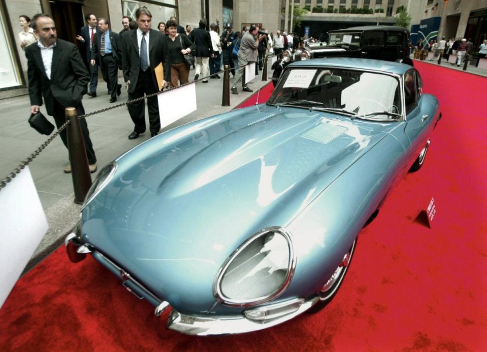 e-type jaguar