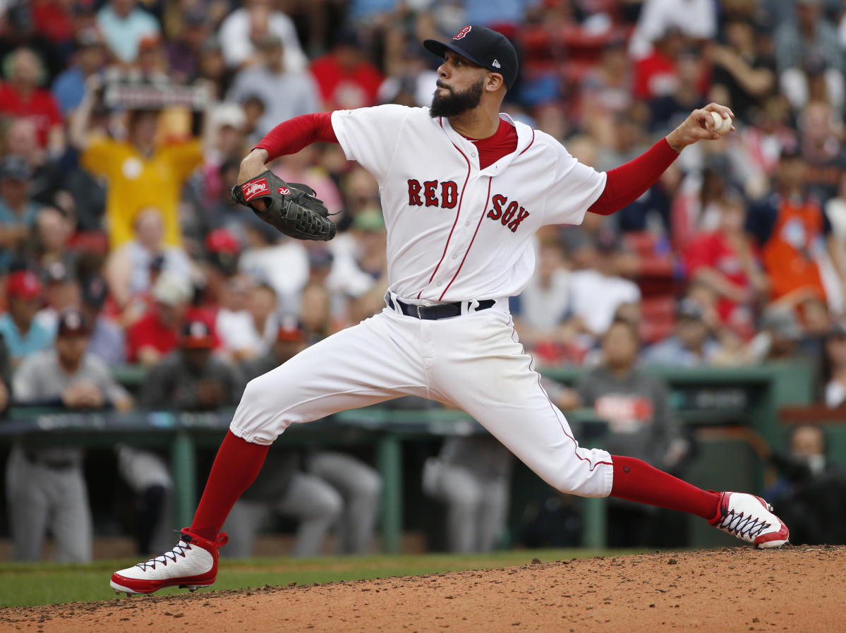 Yankee Stadium gives Red Sox pitcher David Price standing ovation before  ALDS Game 3