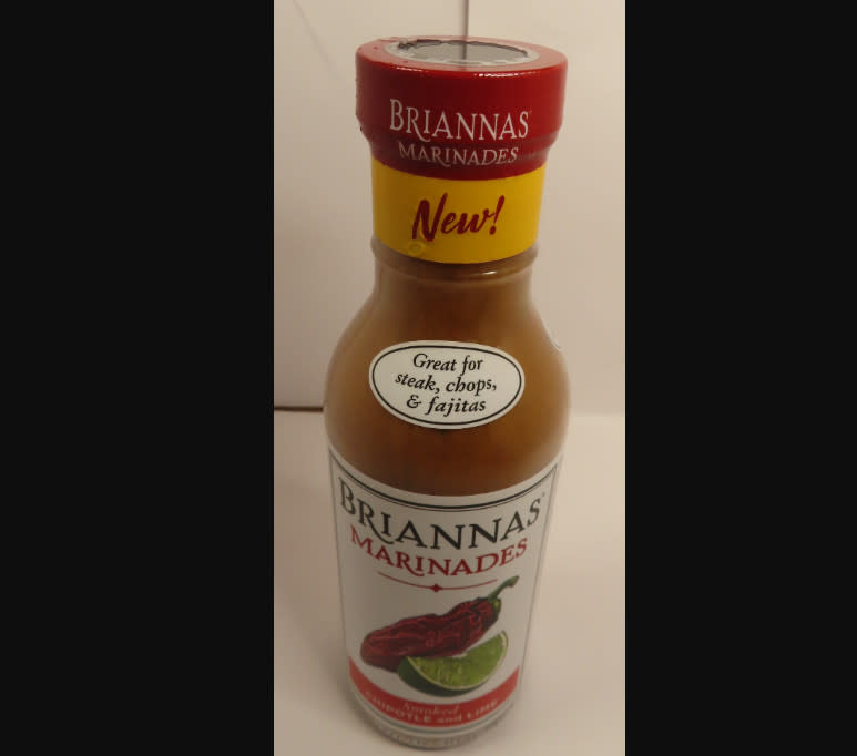 圖為好食國際有限公司進口的「煙燻辣椒和萊姆烤肉醬（BRIANNAS SMOKED CHIPOTLE MARINADE）」。（圖取自食藥署網站）