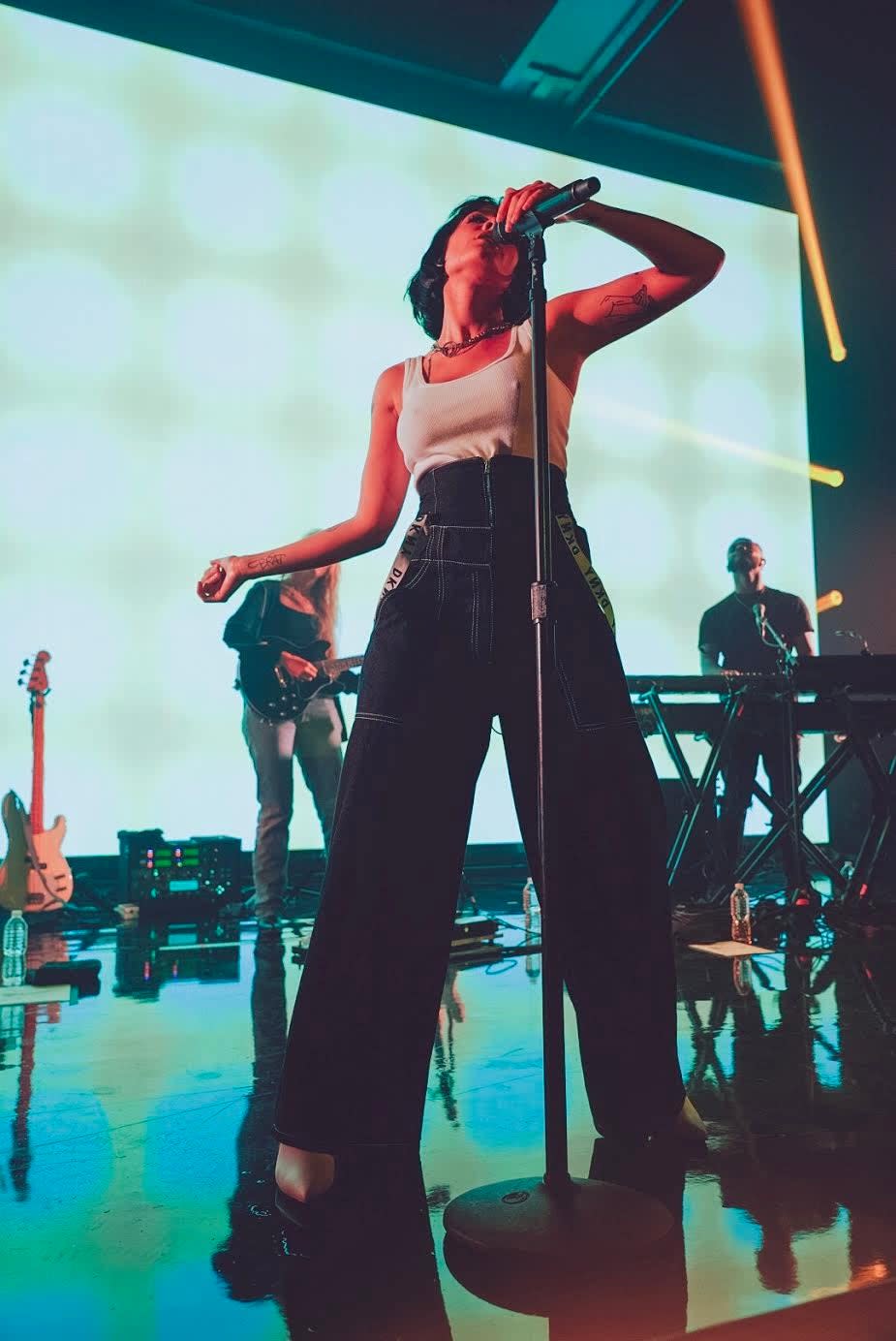 Halsey (Sara Feigin)