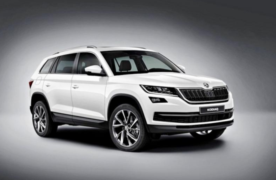 <strong>在 Kodiaq 推出之後，Skoda 就曾表示過，下一款掛上 RS 性能家族徽飾的就是這款七人座休旅車。</strong>