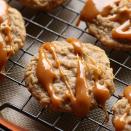 <p>Between chewy apple bites and a decadent caramel drizzle, oatmeal cookies have never tasted so good. </p><p><strong>Get the recipe at <a rel="nofollow noopener" href="https://cookiesandcups.com/caramel-apple-oatmeal-cookies/" target="_blank" data-ylk="slk:Cookies & Cups;elm:context_link;itc:0;sec:content-canvas" class="link ">Cookies & Cups</a>.</strong><br></p>