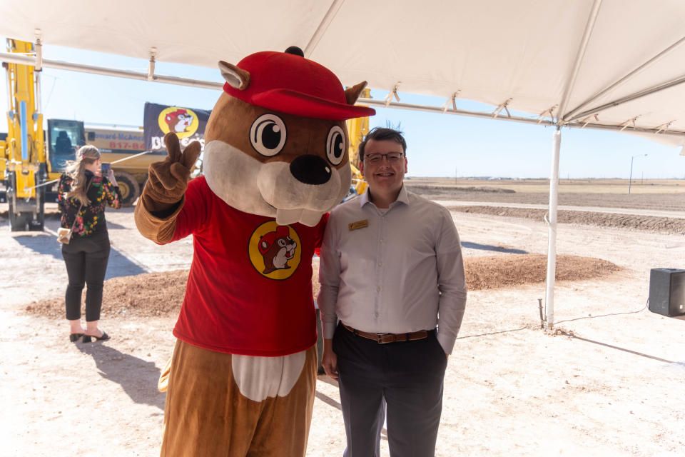 Bucky the Beaver and a manager from Buc-ee's greet the crowd at the Buc-ee's official groundbreaking event in east Amarillo in October.