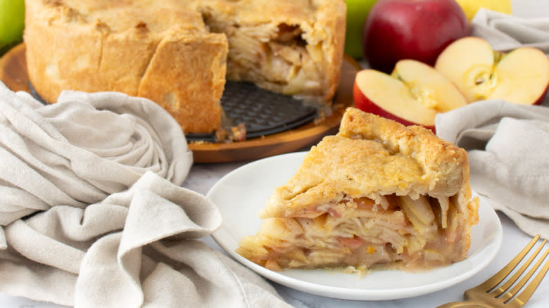 apple pie on white plate