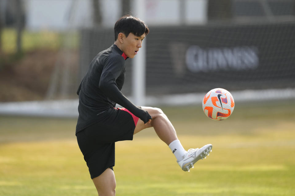South Korea's Hwang In-beom warms up during a training session at the National Football Center in Paju, South Korea, Monday, March 20, 2023. The team will have international friendly soccer matches with Colombia on March 24 and Uruguay on March 28. (AP Photo/Lee Jin-man)
