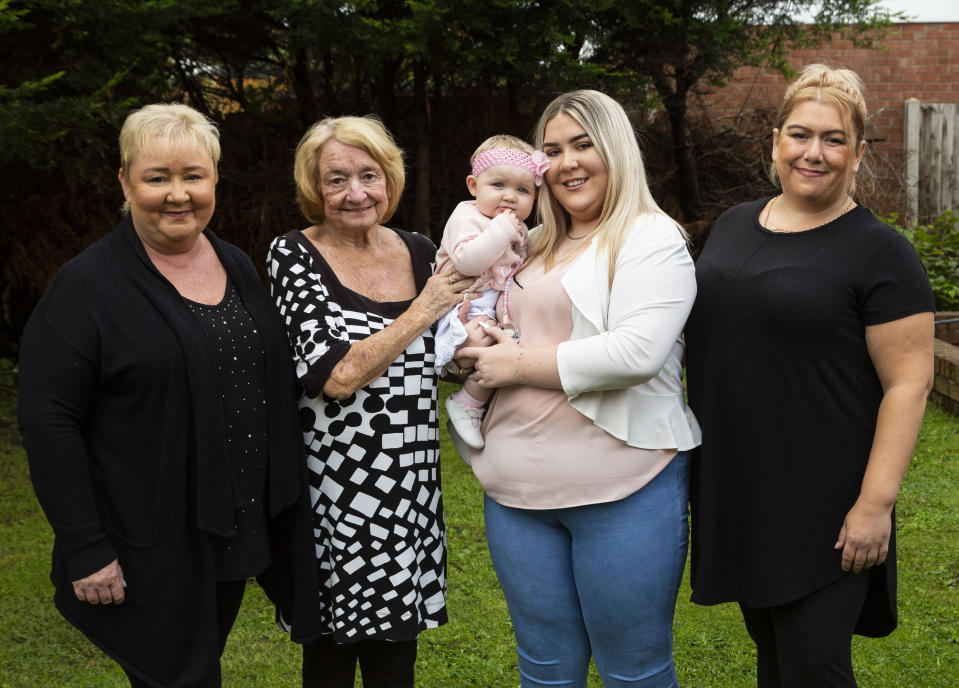 Left to right Carol Bellone, 53, (great grandma), Margaret Wright, 73, (great great grandma), Sofia Holland, 18, (mum), baby Eloise Holland and Karla Holland, 37, (grandma) pictured with baby Eloise. (SWNS)