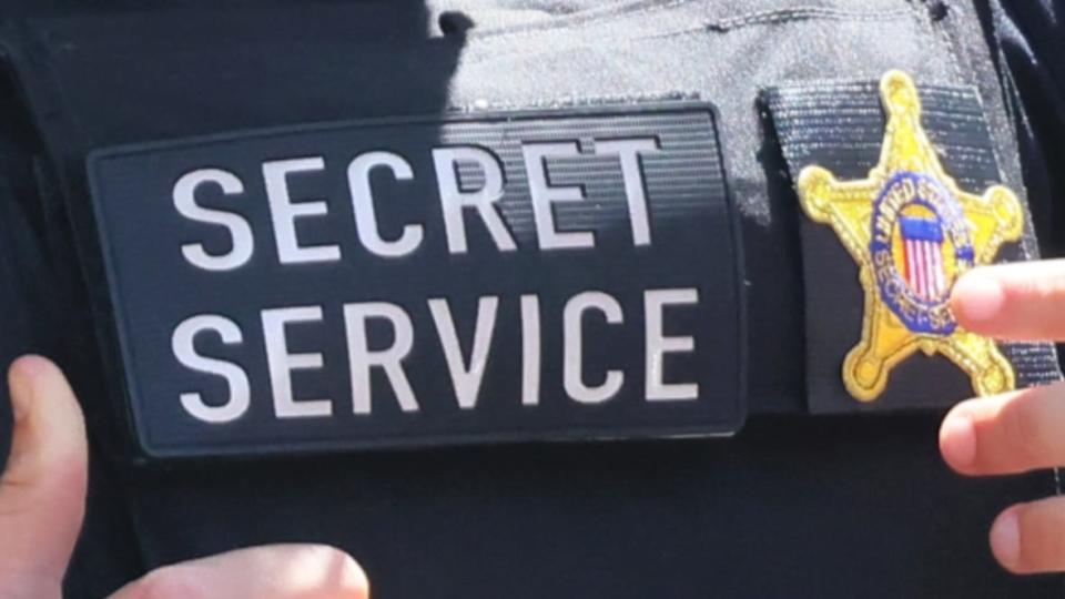 The Secret Service emblem adorns an agent’s vest. Last week, Zandra Flemister, the nation’s first Black female Secret Service agent, died at age 71. (Photo: Michael M. Santiago/Getty Images)