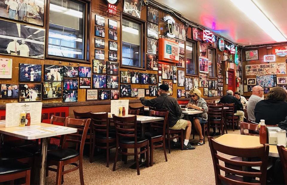 Katz’s Delicatessen (New York City, New York)