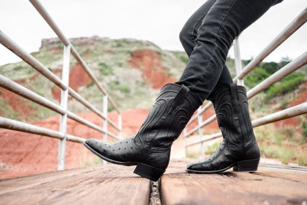 <em>The Jessie in Midnight Ostrich, $355. Photo: Courtesy of Tecovas</em>