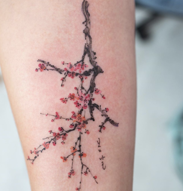 43 Gorgeous Flower Tattoos You'll Actually Want Forever