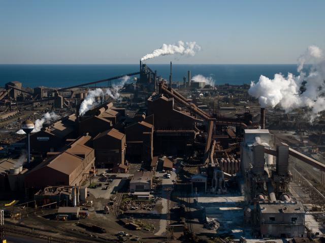 Lake Superior smelting tradition continues, despite new pollution concerns