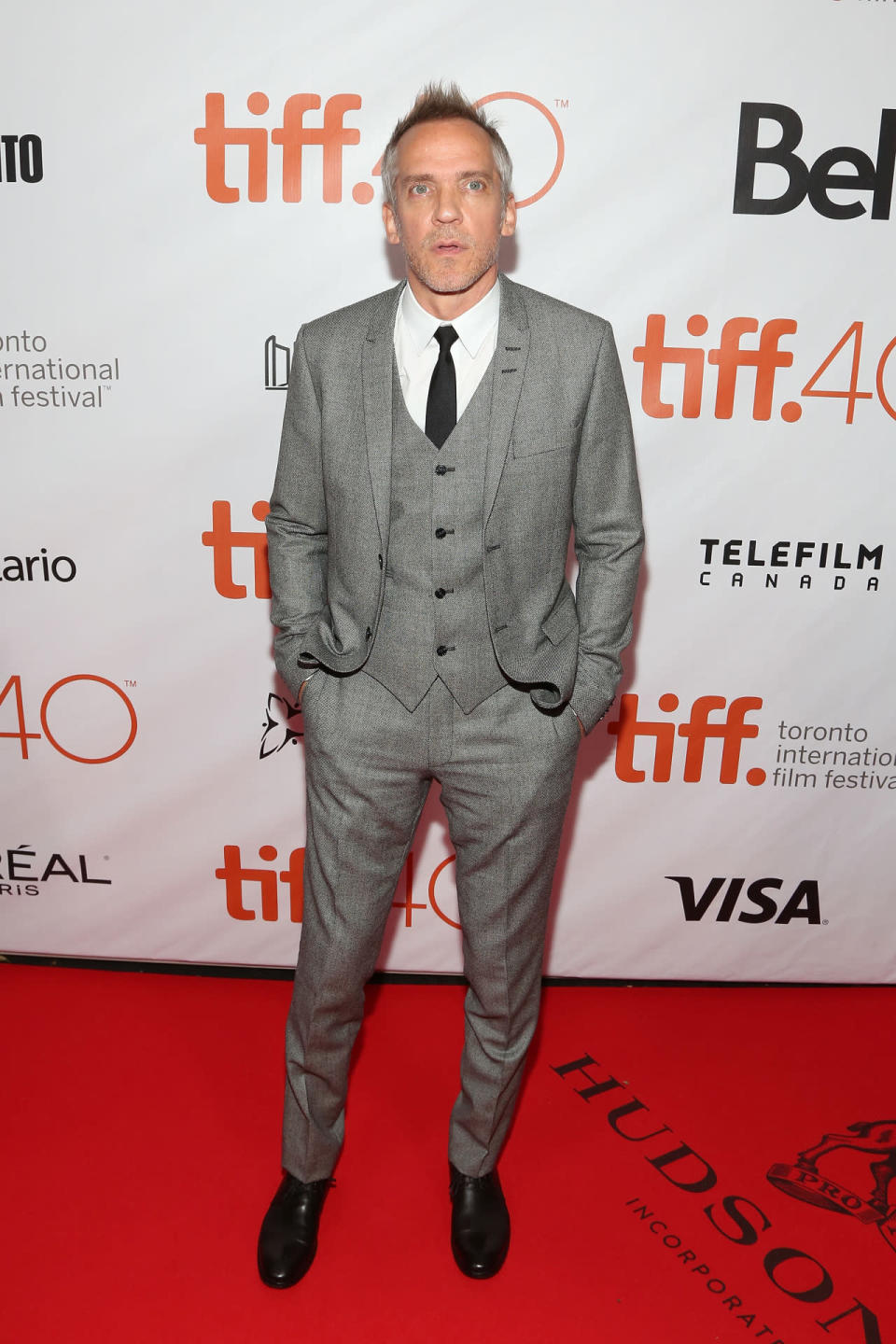 Jean-Marc Vallee: Did Jake Gyllenhaal give Canadian director Jean-Marc Vallee some style advice for the “Demolition” premiere? Vallee walked the red carpet in a snappy grey three-piece suit. 