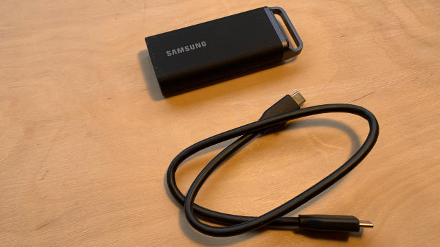 Big Capacity, Small Performance - Samsung T5 Evo Review 