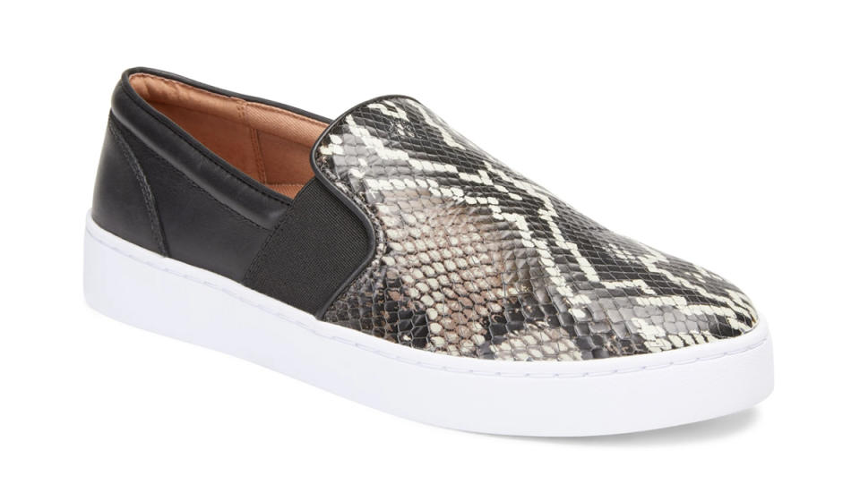 These embossed sneakers are oh-so stylish. (Photo: Vionic)