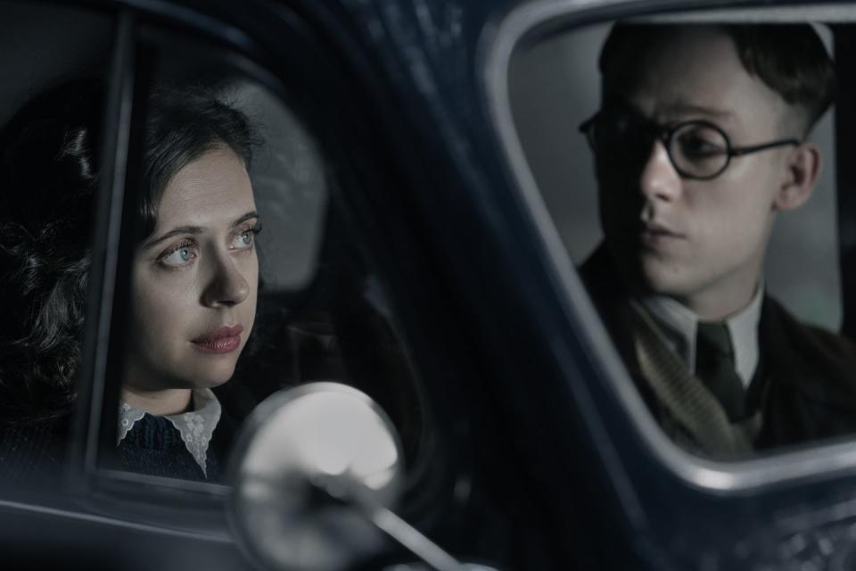 bel powley, joe cole, a small light