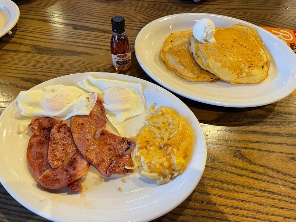 grandma sampler platter from cracker barrel