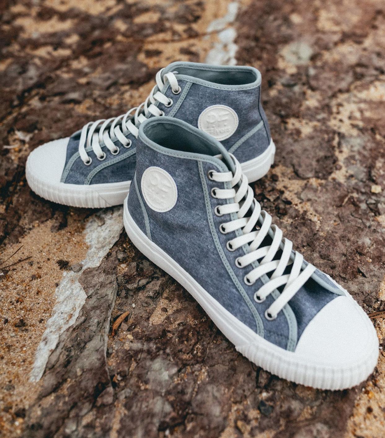 <p><a href="https://go.redirectingat.com?id=74968X1596630&url=https%3A%2F%2Fwww.revolve.com%2Fpf-flyers-center-hi-sneaker-in-ultimate-gray%2Fdp%2FPFFL-WZ26%2F&sref=https%3A%2F%2Fwww.elle.com%2Ffashion%2Fshopping%2Fg60372655%2Fbest-fashion-launches-april-2024%2F" rel="nofollow noopener" target="_blank" data-ylk="slk:Shop Now;elm:context_link;itc:0;sec:content-canvas" class="link rapid-noclick-resp">Shop Now</a></p><p>P.F. Flyers Drops Desert Adventure Collection on Revolve</p><p>$75.00</p><span class="copyright">CAMP DIGITAL</span>