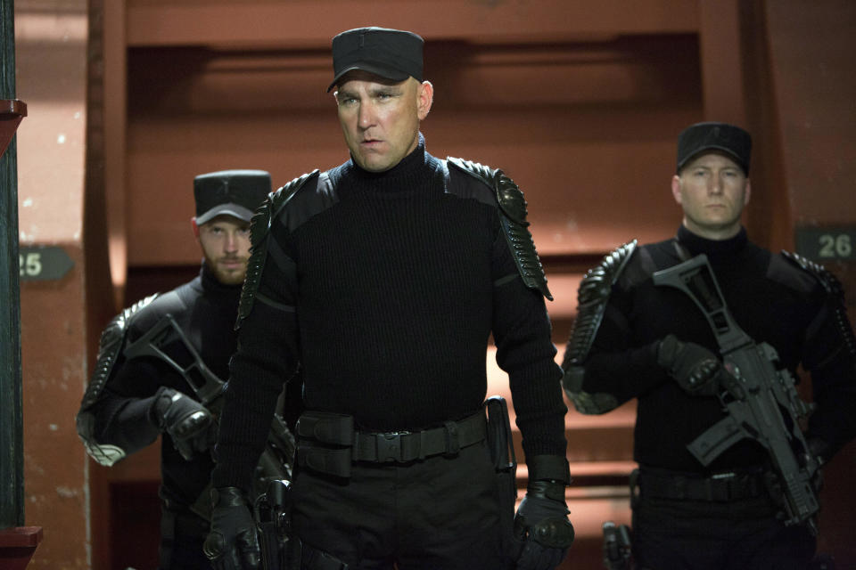 ESCAPE PLAN, (aka THE TOMB), Vinnie Jones, 2013. ph: Steve Dietl/©Summit Entertainment/courtesy Everett Collection