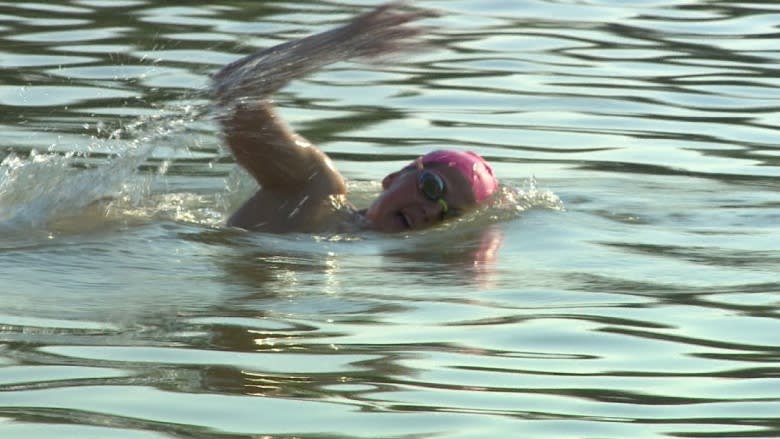 'Don't give up on yourself': Winnipeg triathlete with U.S. scholarship to compete in Canada Summer Games