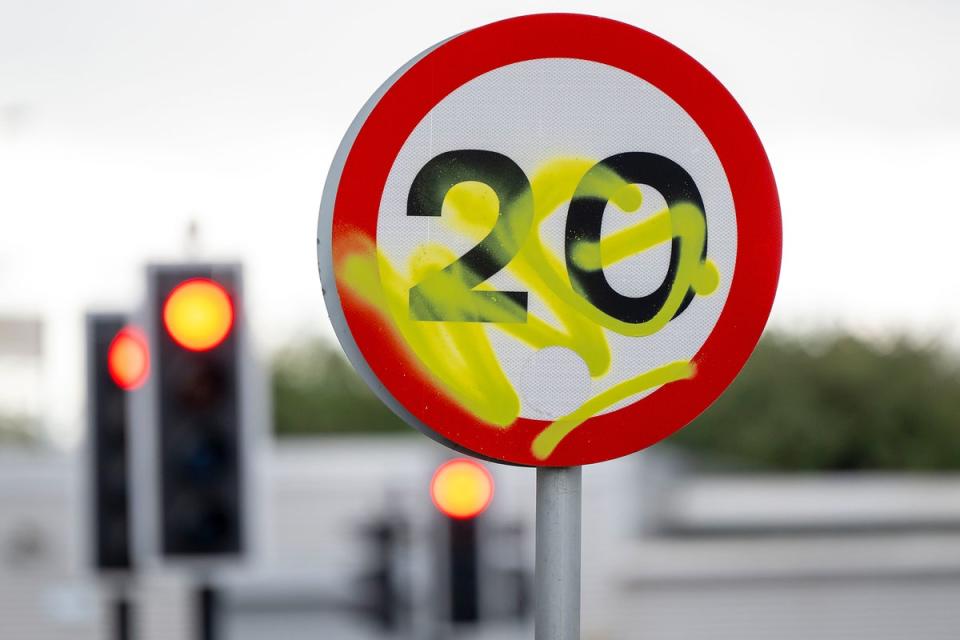 A vandalised 20mph sign on Sloper Road in Cardiff, Wales. (Getty)