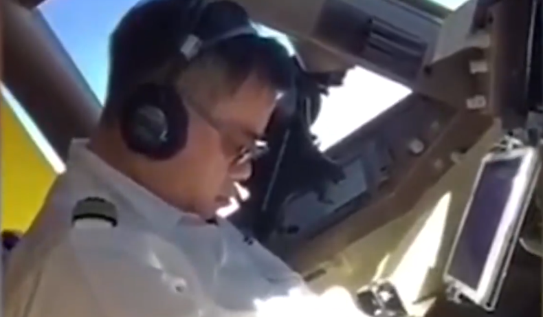 Pilot filmed sleeping in cockpit mid-flight