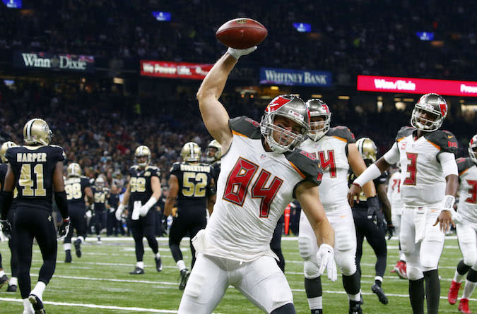Tampa’s Cameron Brate is getting seriously slighted according to Brad Evans. (AP)