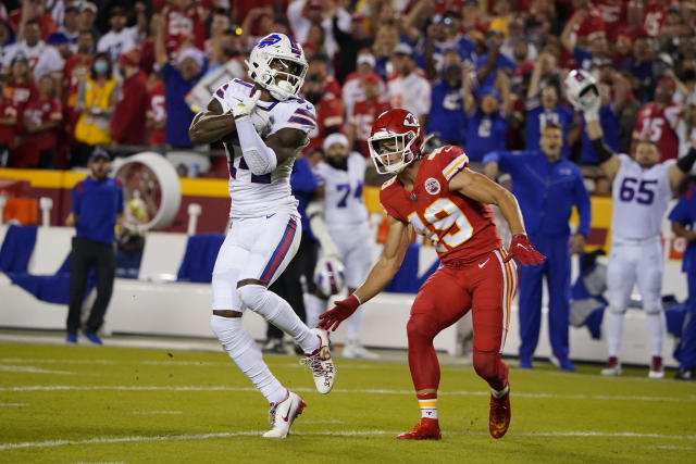 Chiefs vs. Bills score: Patrick Mahomes edges Josh Allen in OT thriller,  returns to AFC Championship 