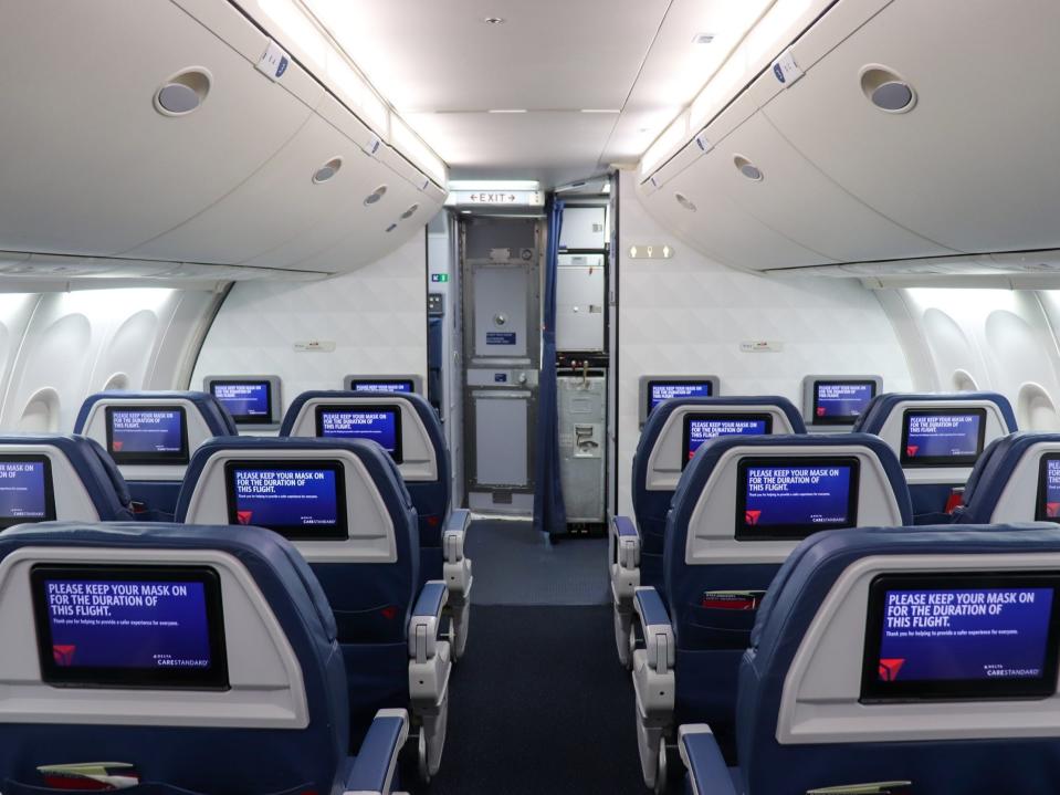 first class Delta Air Lines