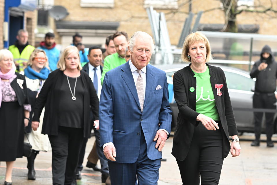 LONDON, ENGLAND - FEBRUARY 22: King Charles III during his visit to the Felix Project on February 22, 2023 in London, England. The Felix Project provides meals for vulnerable people in London. (Photo by Jeremy Selwyn - WPA Pool/Getty Images)