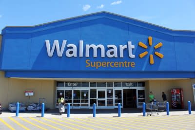 walmart, supermarket, store, market, canada, sign, door, shop, exterior, billboard, ontario, retail, building, cheap, storefront, board, retailer, toronto, advertisement,