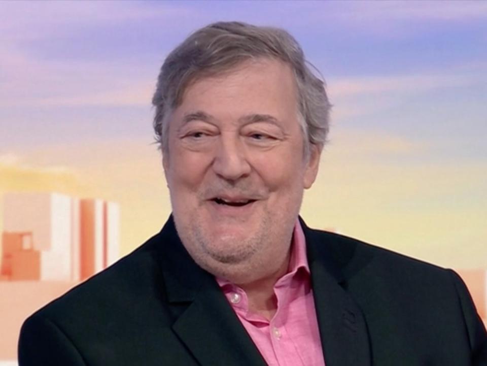 Stephen Fry wies Laura Kuenssbergs Brexit-Anspruch zurück (BBC)