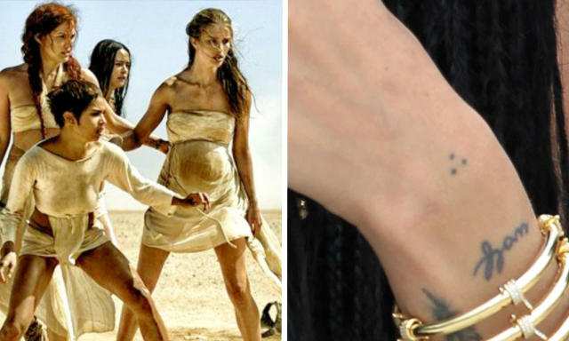 The Elvish tattoo meaning 'nine' that Viggo Mortensen (and co