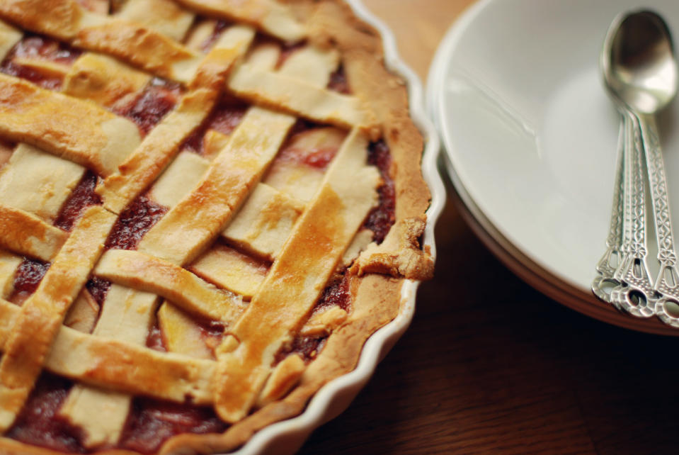 pie with broken lattice