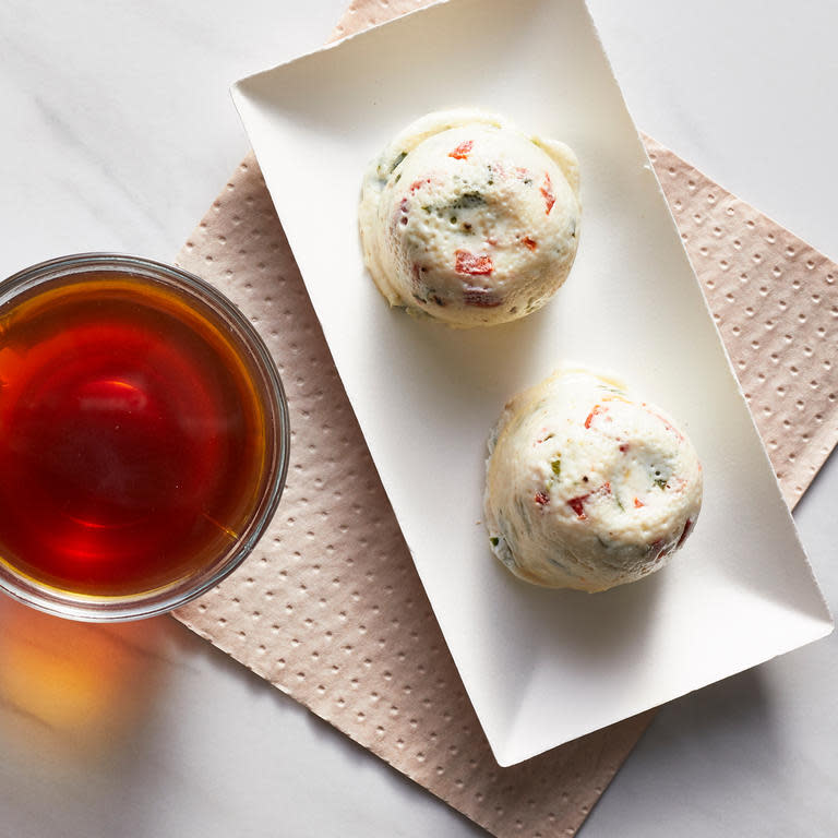 Copycat Starbucks Egg White, Roasted Red Pepper, & Spinach Egg Bites