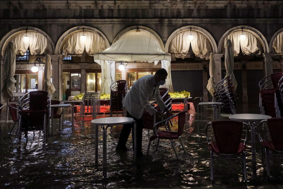 <p>Como la inundación de este 8 de agosto estuvo por debajo no entró en funcionamiento. (REUTERS/Manuel Silvestri)</p> 