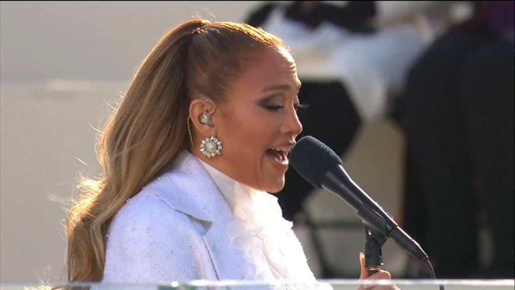 Jennifer Lopez lors de l'investiture de Joe Biden le 20 janvier 2020 - BFMTV