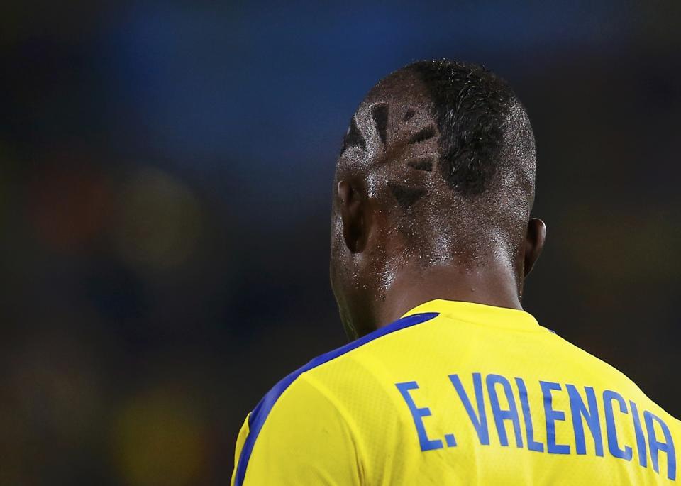 A backview shows the hair style of Ecuador's Enner Valencia during their 2014 World Cup Group E soccer match against France at the Maracana stadium in Rio de Janeiro June 25, 2014. REUTERS/Kai Pfaffenbach (BRAZIL - Tags: SOCCER SPORT WORLD CUP TPX IMAGES OF THE DAY)