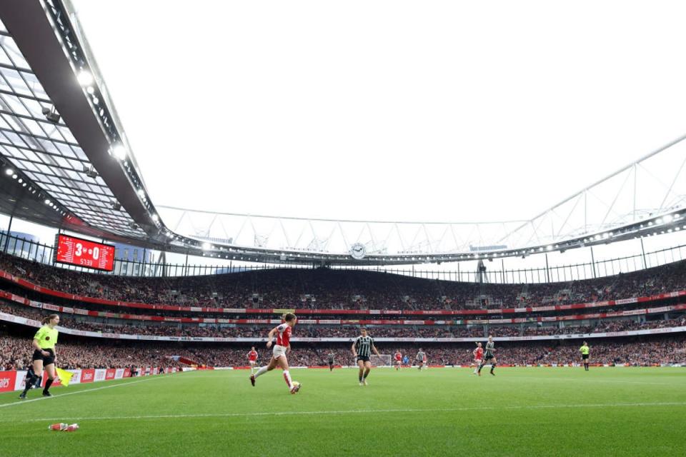 Arsenal set another WSL record with a crowd of over 60,000 (Getty Images)