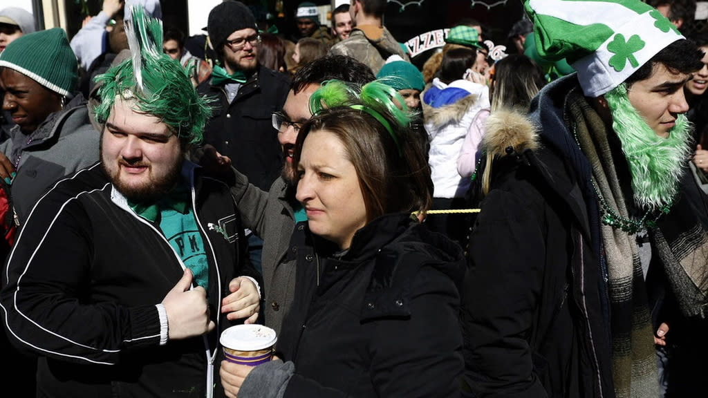 New York City mayor ends boycott of St Patrick's Day parade as gay ban  dropped, Bill de Blasio