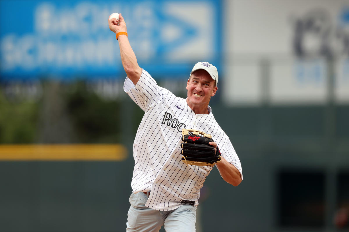WATCH: Peyton Manning throws out first pitch at MLB All-Star Game
