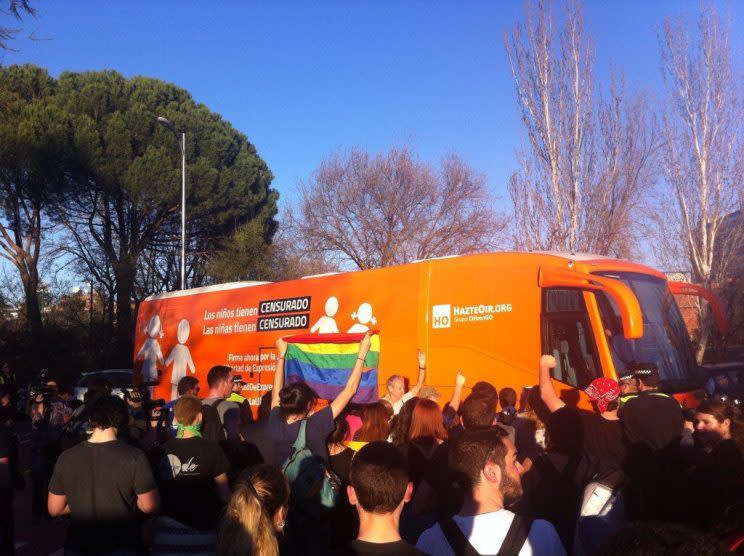 Tras la prohibición de circular, el colectivo modficó su lema: “Los niños tienen ‘censurado’, las niñas tienen ‘censurado’, y ahora reivindican la libertad de expresión. (Foto: Getty)