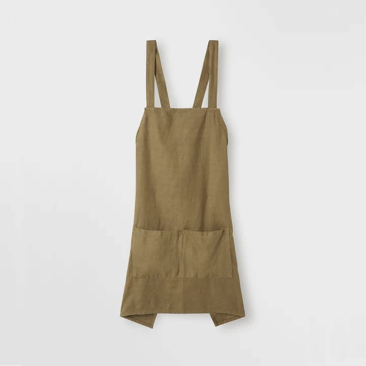 best gifts for foodies, Cultiver Jude Linen Apron