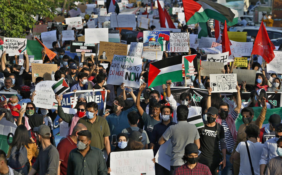 People take part in a rally in support of Palestinians organized by civil society organizations, in Islamabad, Pakistan, Monday, May 17, 2021. (AP Photo/Anjum Naveed)