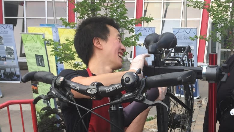 Stranger's trip to pawn shop reunites cyclist with stolen bike he'd given up on