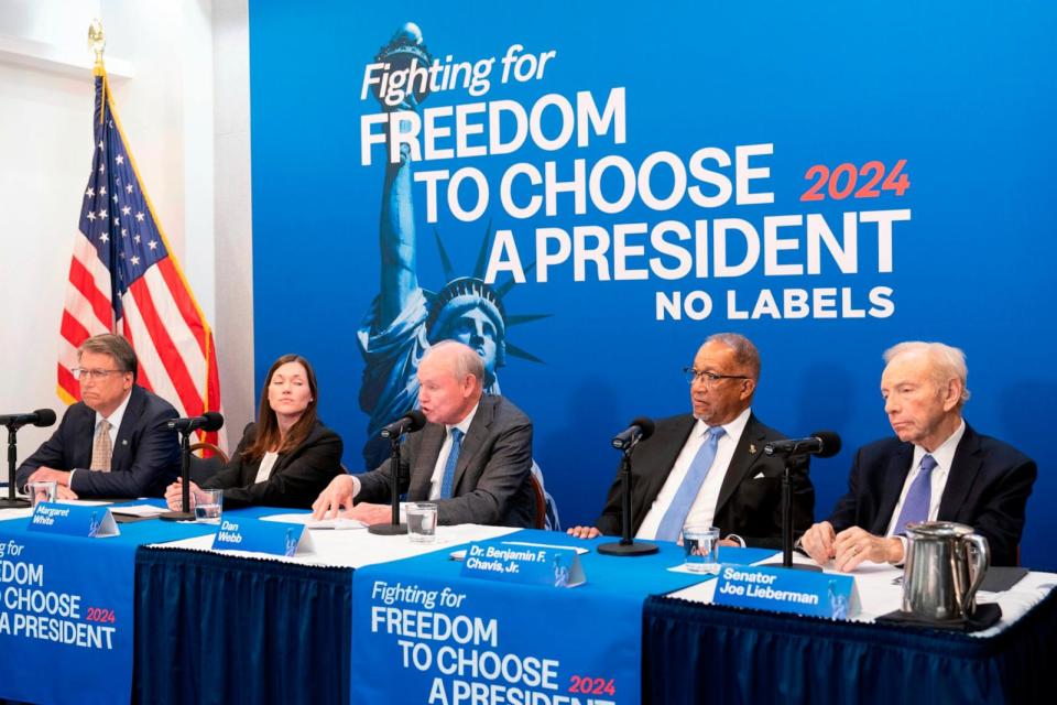 PHOTO: No Labels leadership and guests McCrory, Co-Executive Director White, Webb, National Co-Chair Dr. Chavis and No Labels Founding Chairman and former Senator Lieberman speak about the 2024 election at National Press Club, in Washington, Jan. 18, 2024 (Jose Luis Magana/AP)