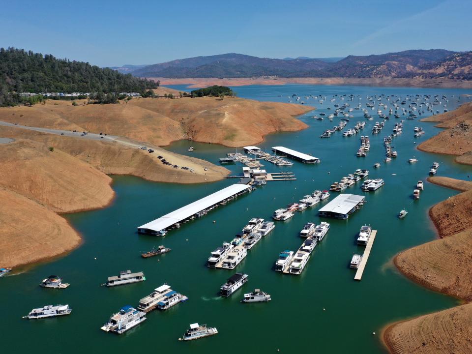 House boats pulled out of Lake Orovill