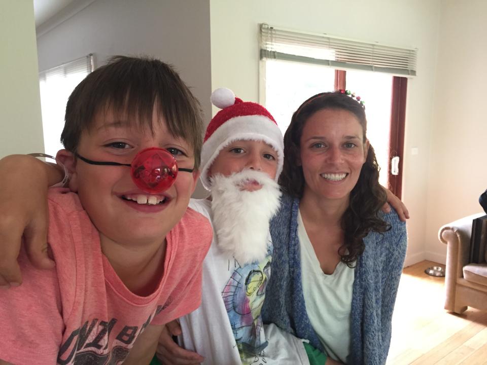 Cecilia with Ash's sons during her first Christmas in Australia